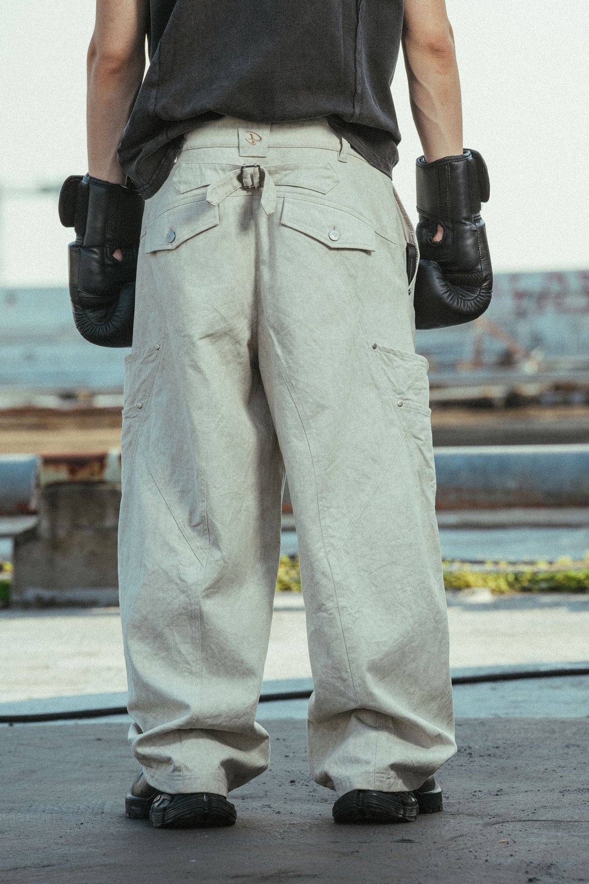 DPT-002 "Shell" Engineered Pants (Off-white)